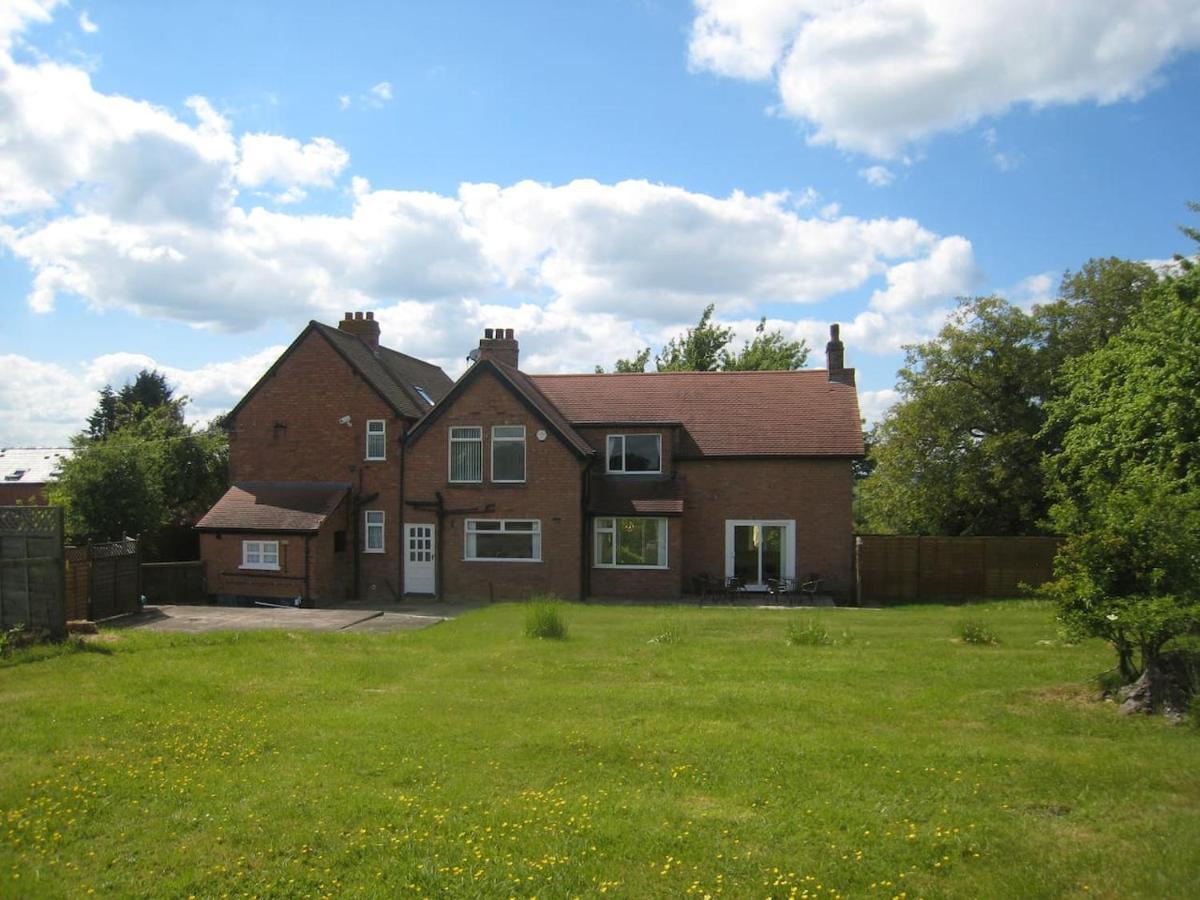 Arden Hill Farmhouse - Hot Tub, Snooker Table, Sleeps 16 ستارتفورد أبون آفون المظهر الخارجي الصورة