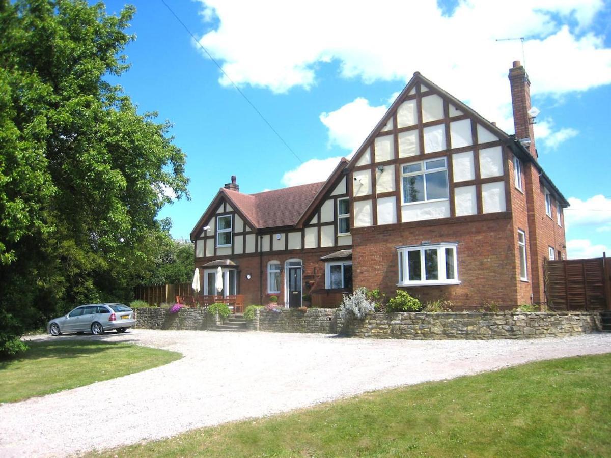 Arden Hill Farmhouse - Hot Tub, Snooker Table, Sleeps 16 ستارتفورد أبون آفون المظهر الخارجي الصورة